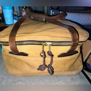 Filson compartment bag Vintage Talon Era.  Rare. EUC